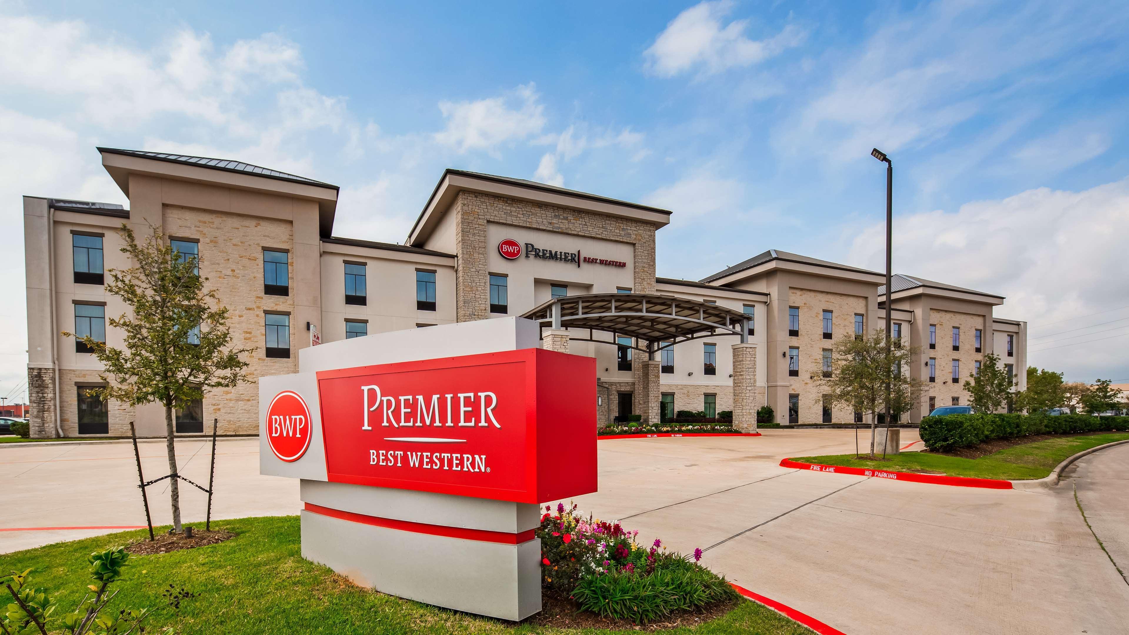 Best Western Premier Energy Corridor Hotel Katy Exterior photo